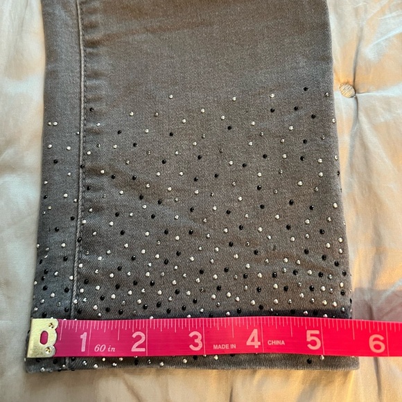 DEMOCRACY AB Technology Jeans Size 10 in Gray wash embellishments to hem EUC - Picture 5 of 8
